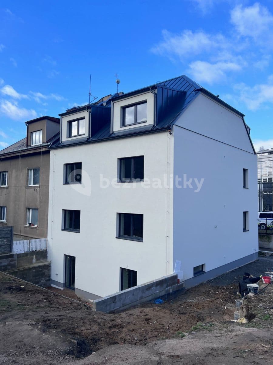 Prenájom bytu 2-izbový 52 m², Prosecká, Praha, Praha Prenájom bytu 2-izbový 52 m², Prosecká, Praha, Praha