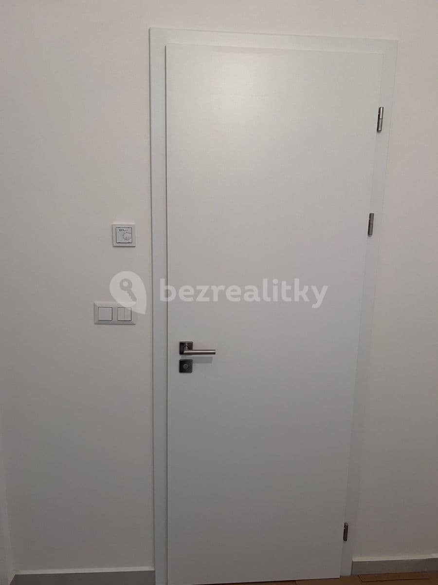 Prenájom bytu 2-izbový 52 m², Prosecká, Praha, Praha Prenájom bytu 2-izbový 52 m², Prosecká, Praha, Praha
