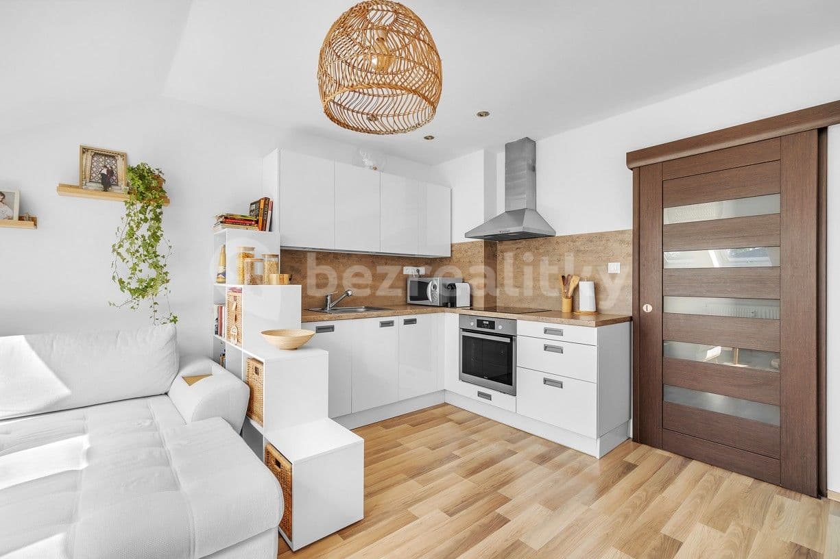 Prenájom bytu 2-izbový 36 m², Pod Labuťkou, Praha, Praha Prenájom bytu 2-izbový 36 m², Pod Labuťkou, Praha, Praha