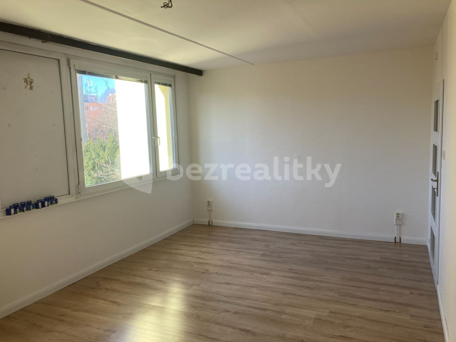 Prenájom bytu 1-izbový 36 m², Ouholická, Praha, Praha Prenájom bytu 1-izbový 36 m², Ouholická, Praha, Praha