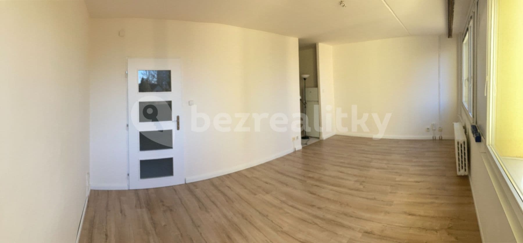 Prenájom bytu 1-izbový 36 m², Ouholická, Praha, Praha Prenájom bytu 1-izbový 36 m², Ouholická, Praha, Praha