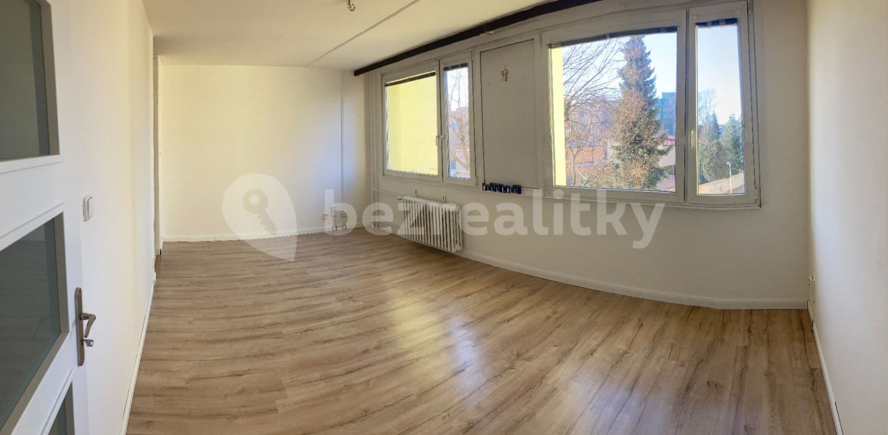 Prenájom bytu 1-izbový 36 m², Ouholická, Praha, Praha Prenájom bytu 1-izbový 36 m², Ouholická, Praha, Praha