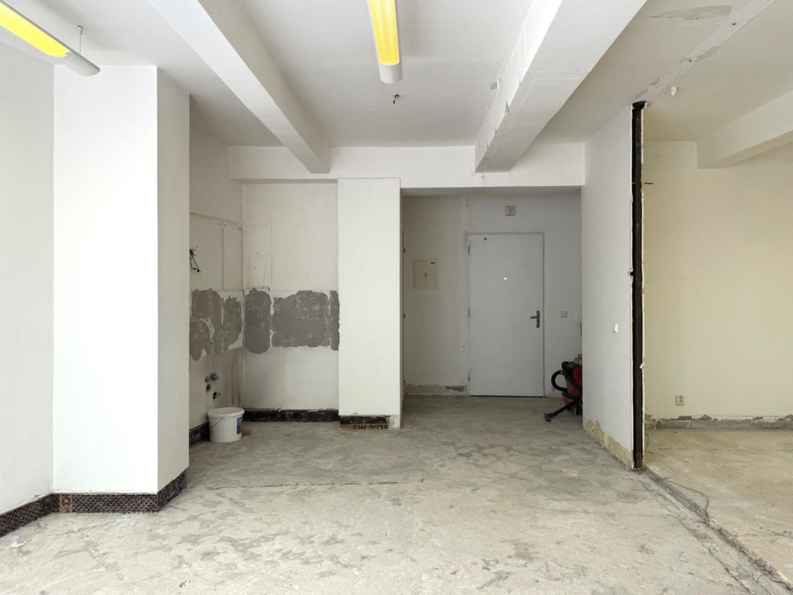 Prenájom kancelárie 64 m², Vlašská, Praha, Praha Prenájom kancelárie 64 m², Vlašská, Praha, Praha