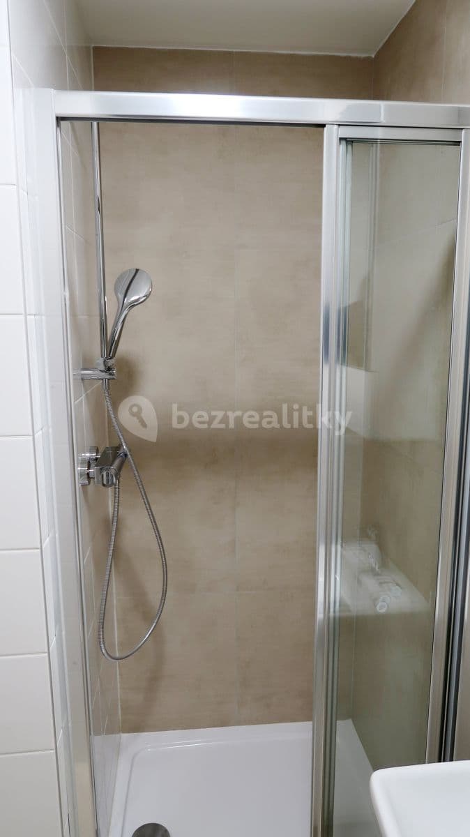 Prenájom bytu 1-izbový 37 m², Novobranská, Brno, Jihomoravský kraj Prenájom bytu 1-izbový 37 m², Novobranská, Brno, Jihomoravský kraj