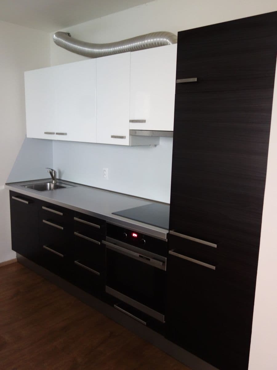 Prenájom bytu Garsoniéra 42 m², Cihlářská, Brno, Jihomoravský kraj Prenájom bytu Garsoniéra 42 m², Cihlářská, Brno, Jihomoravský kraj