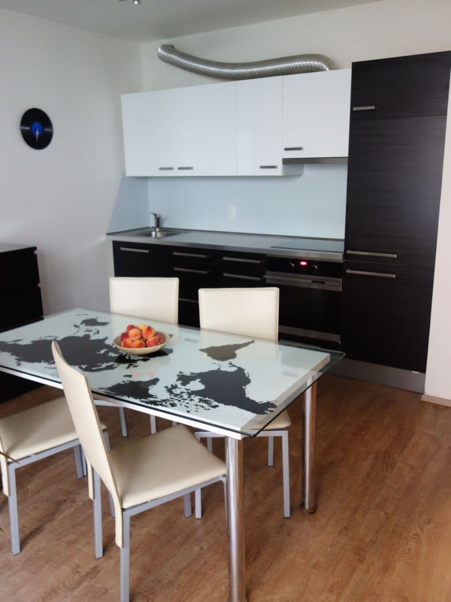Prenájom bytu Garsoniéra 42 m², Cihlářská, Brno, Jihomoravský kraj Prenájom bytu Garsoniéra 42 m², Cihlářská, Brno, Jihomoravský kraj