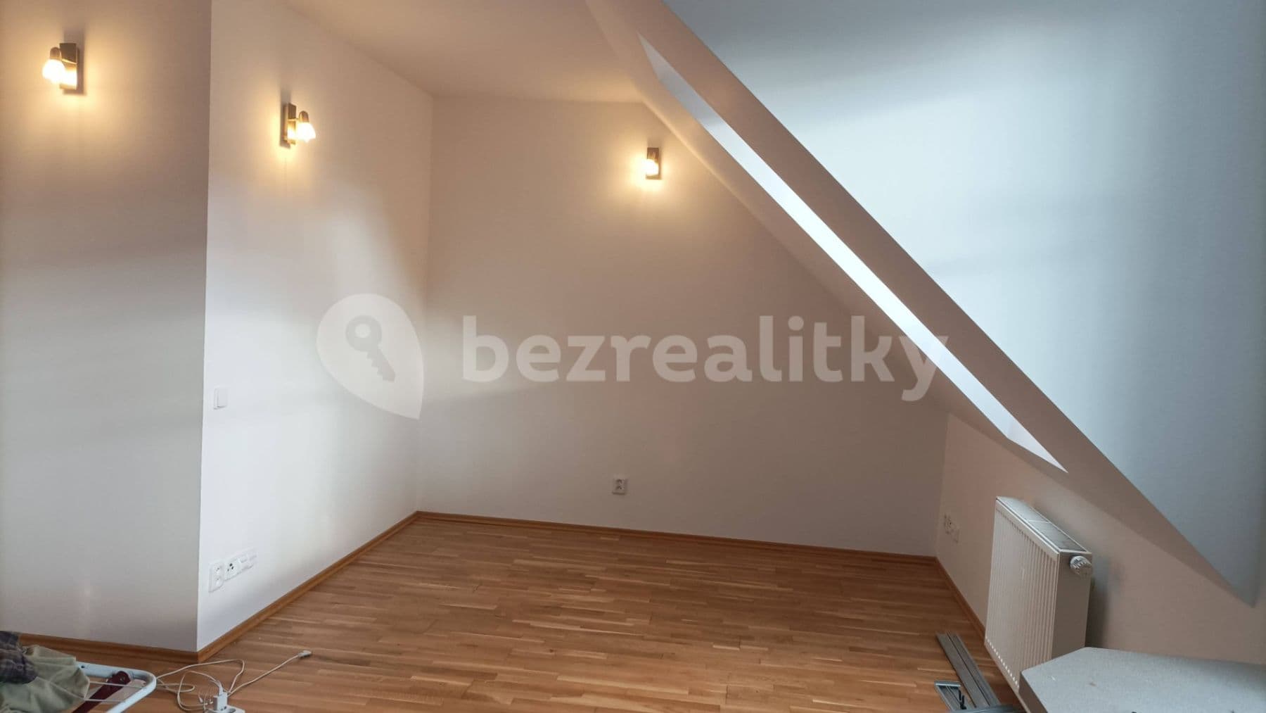 Prenájom bytu 2-izbový 57 m², Libická, Praha, Praha