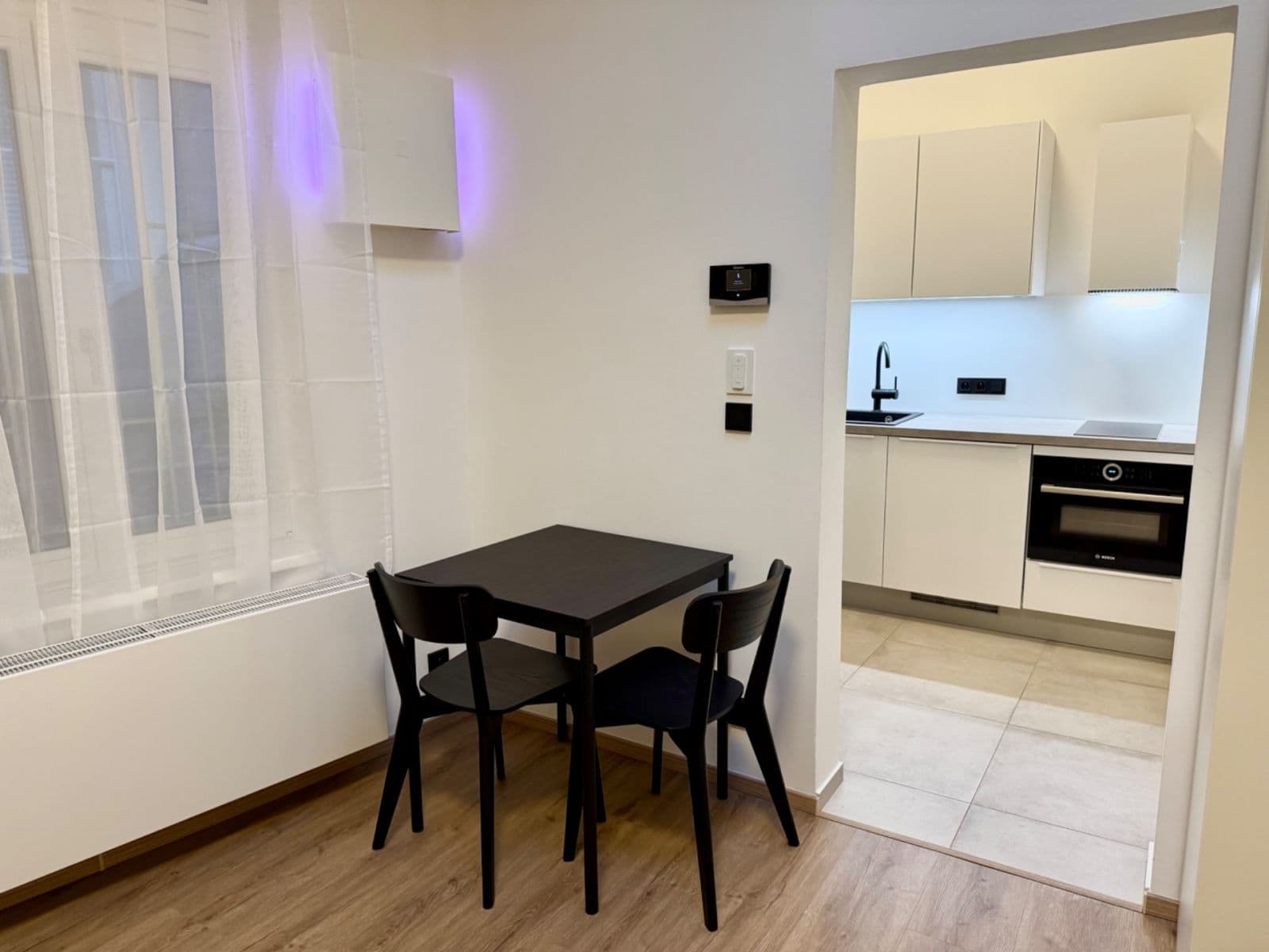 Prenájom bytu 1-izbový 26 m², Ostrovní, Praha, Praha Prenájom bytu 1-izbový 26 m², Ostrovní, Praha, Praha