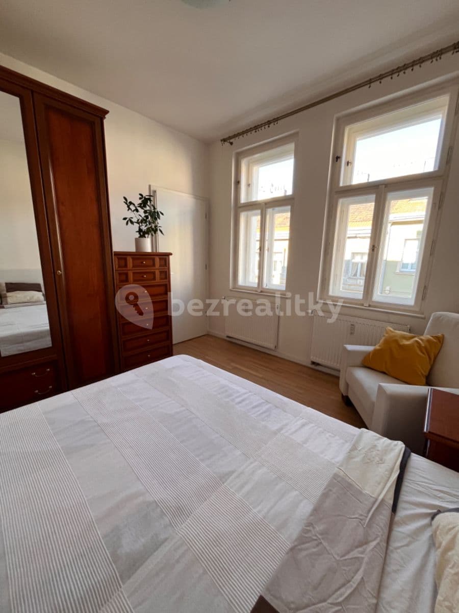 Prenájom bytu 2-izbový 40 m², Bořivojova, Praha, Praha Prenájom bytu 2-izbový 40 m², Bořivojova, Praha, Praha
