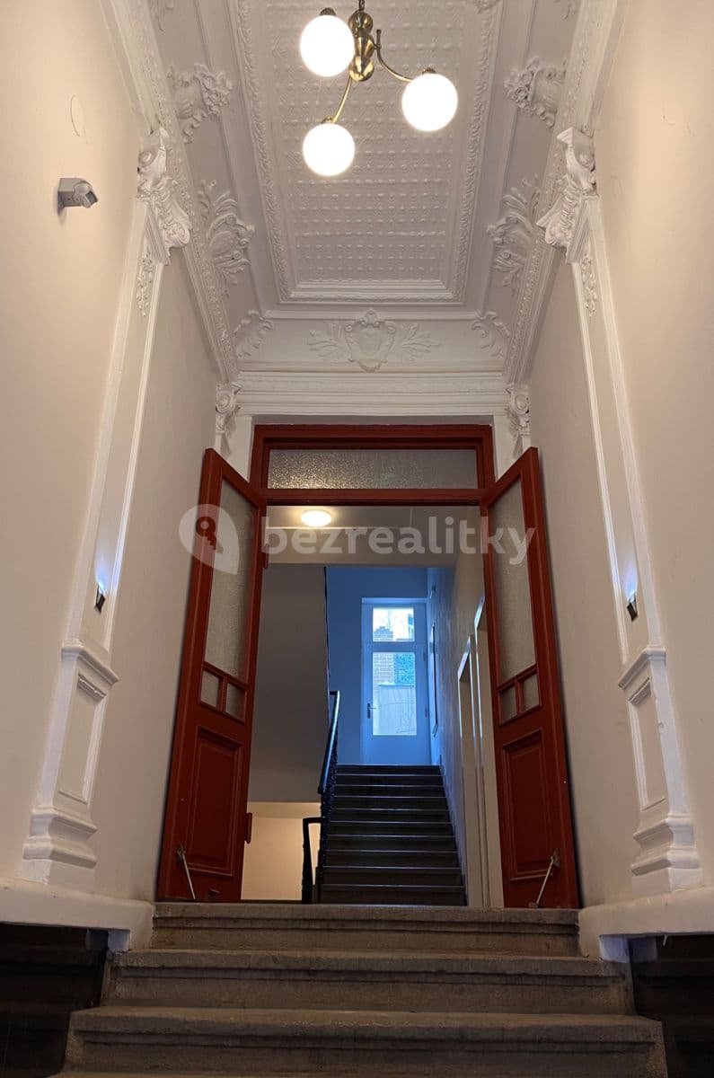 Prenájom bytu 2-izbový 40 m², Bořivojova, Praha, Praha Prenájom bytu 2-izbový 40 m², Bořivojova, Praha, Praha