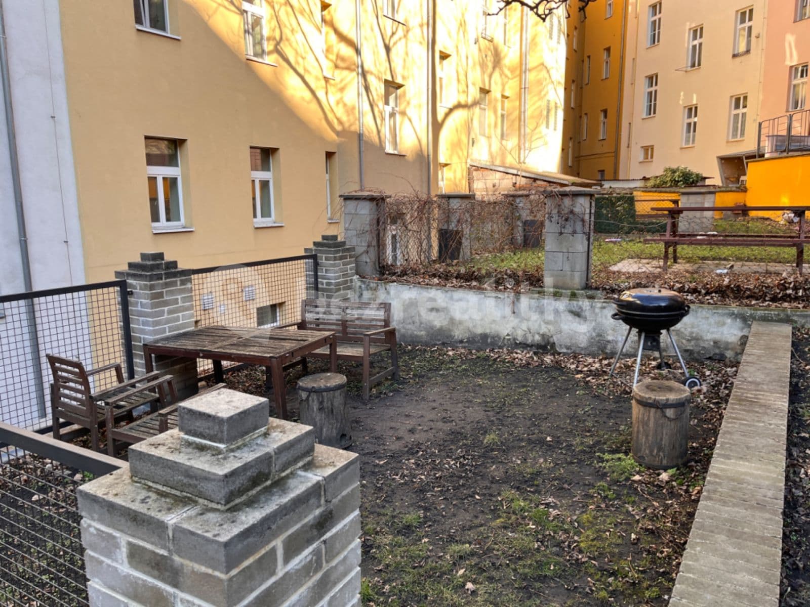 Prenájom bytu 2-izbový 40 m², Bořivojova, Praha, Praha Prenájom bytu 2-izbový 40 m², Bořivojova, Praha, Praha