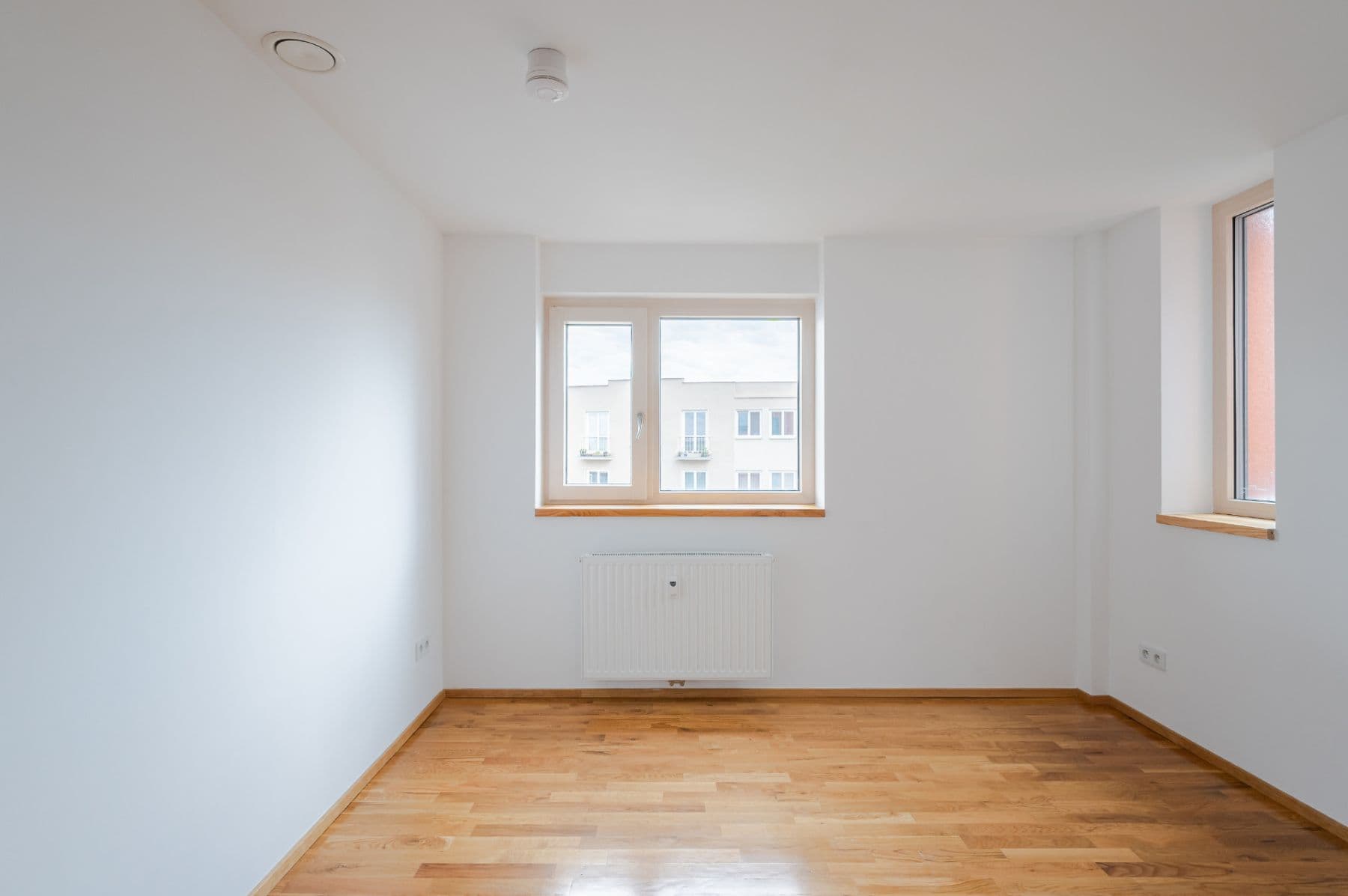 Prenájom bytu 3-izbový 94 m², Ambrožova, Praha, Praha Prenájom bytu 3-izbový 94 m², Ambrožova, Praha, Praha