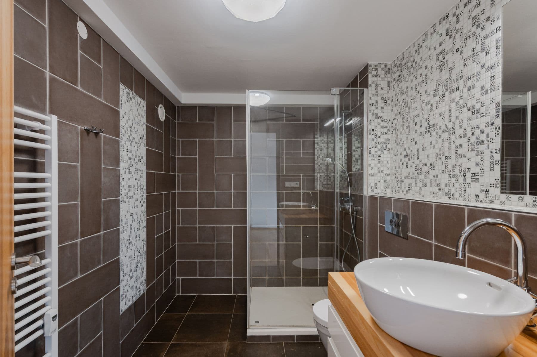 Prenájom bytu 3-izbový 94 m², Ambrožova, Praha, Praha Prenájom bytu 3-izbový 94 m², Ambrožova, Praha, Praha