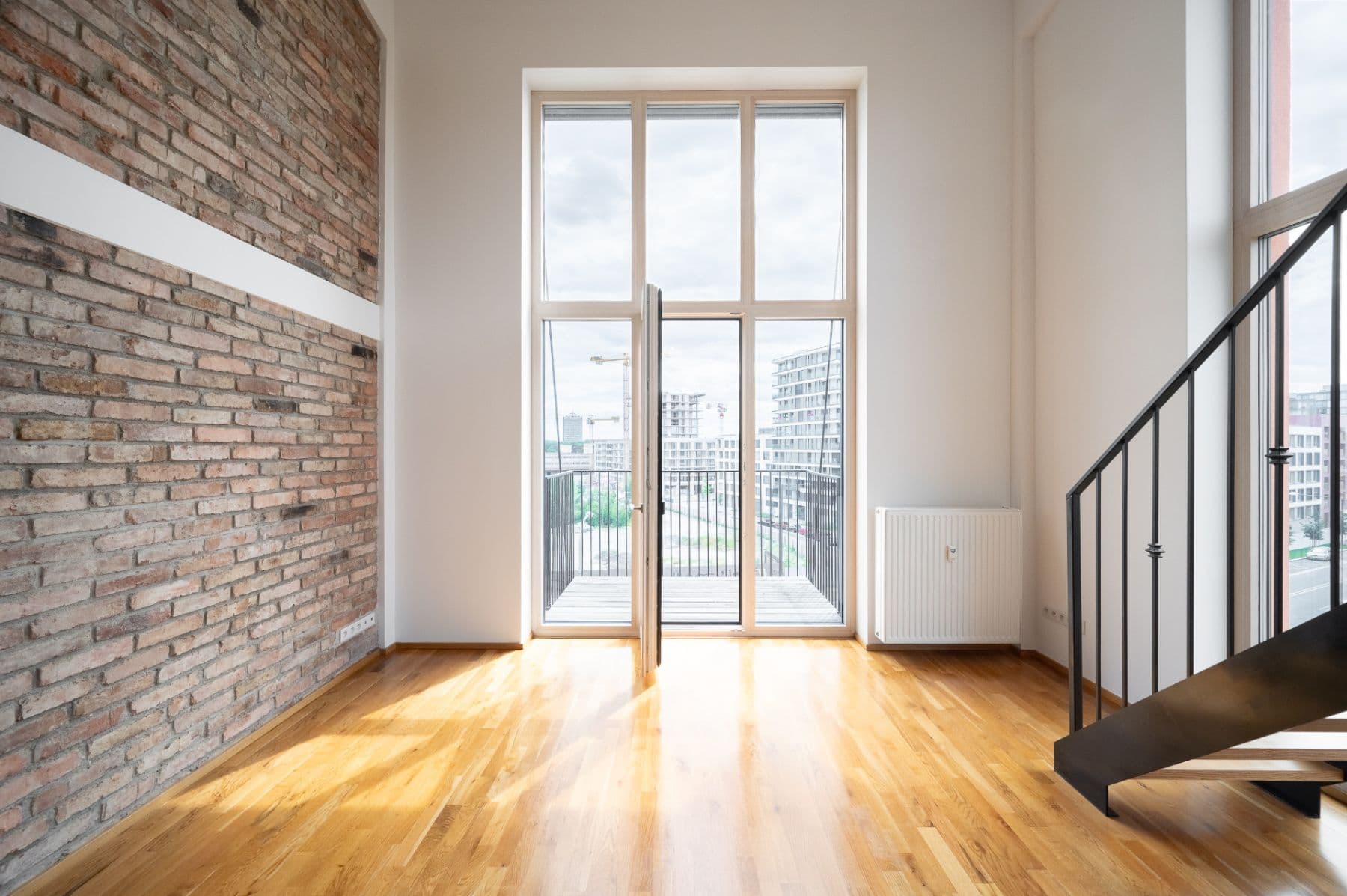 Prenájom bytu 3-izbový 94 m², Ambrožova, Praha, Praha Prenájom bytu 3-izbový 94 m², Ambrožova, Praha, Praha