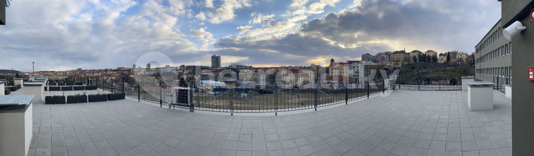 Prenájom bytu 1-izbový 27 m², Perucká, Praha, Praha Prenájom bytu 1-izbový 27 m², Perucká, Praha, Praha