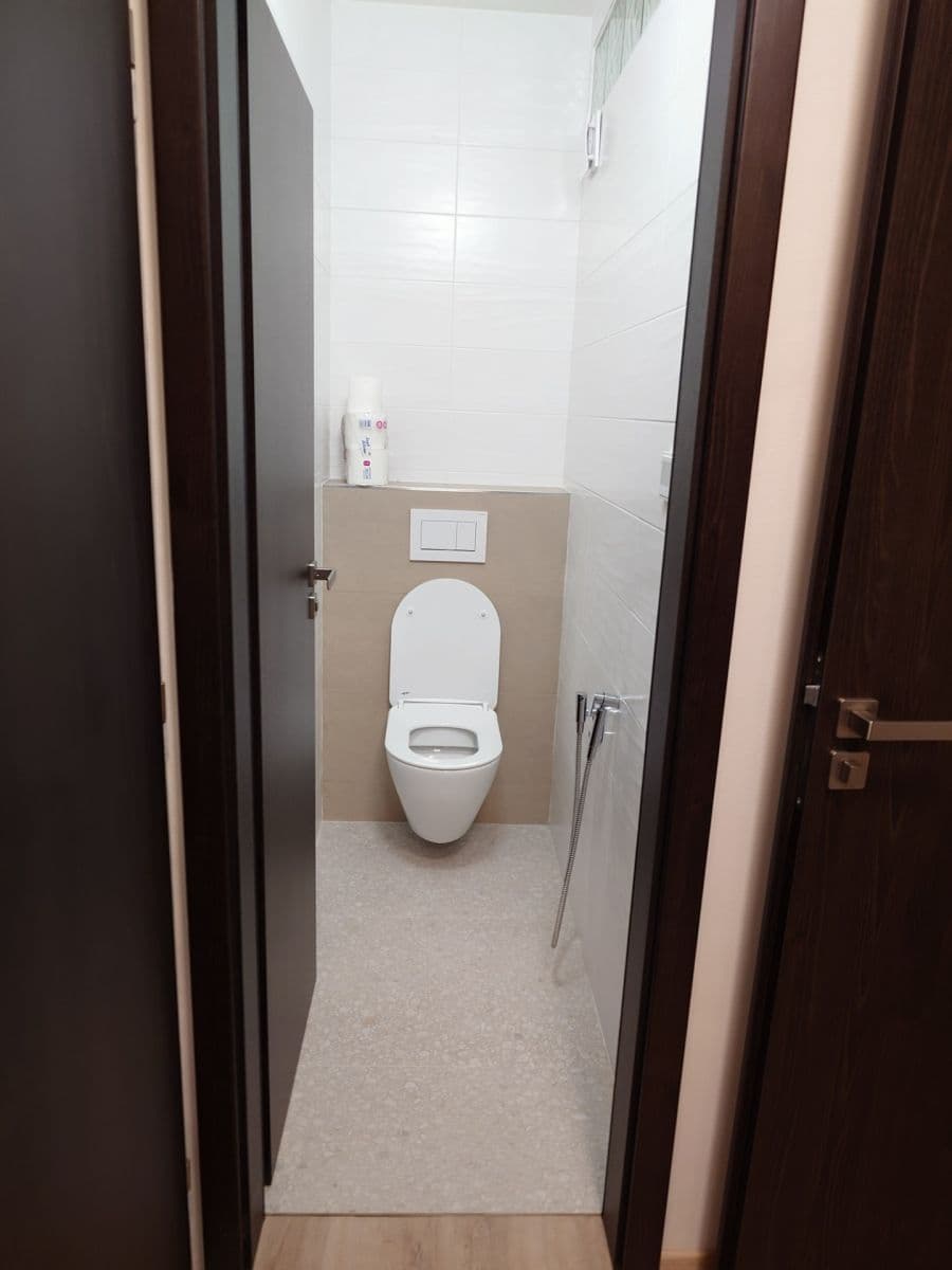 Prenájom bytu 2-izbový 48 m², Jordana Jovkova, Praha, Praha Prenájom bytu 2-izbový 48 m², Jordana Jovkova, Praha, Praha