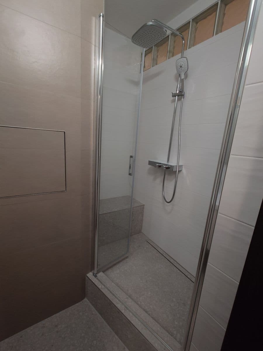 Prenájom bytu 2-izbový 48 m², Jordana Jovkova, Praha, Praha Prenájom bytu 2-izbový 48 m², Jordana Jovkova, Praha, Praha