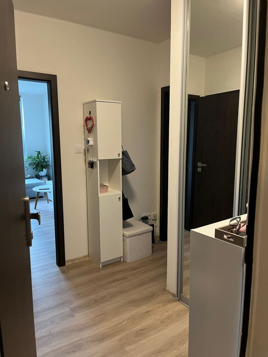 Prenájom bytu 2-izbový 48 m², Jordana Jovkova, Praha, Praha Prenájom bytu 2-izbový 48 m², Jordana Jovkova, Praha, Praha