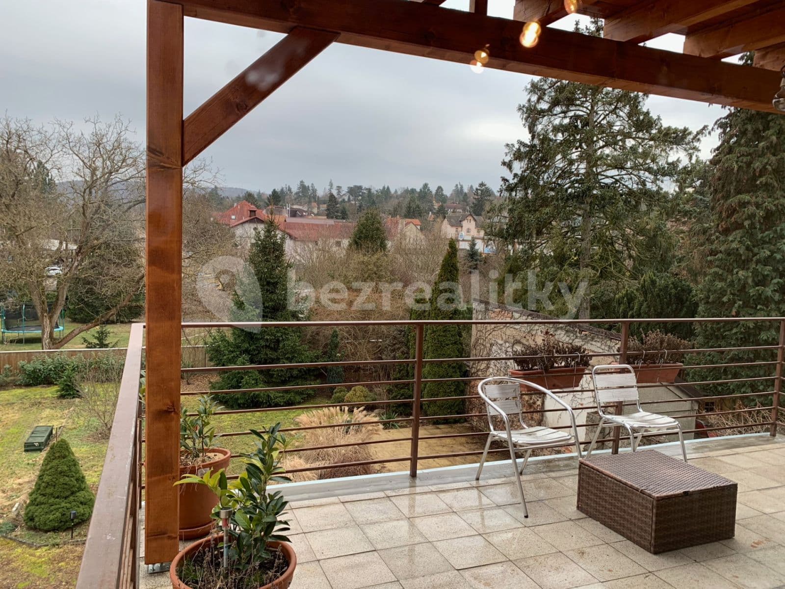 Prenájom bytu 4-izbový 75 m², Poštovní, Černošice, Středočeský kraj Prenájom bytu 4-izbový 75 m², Poštovní, Černošice, Středočeský kraj