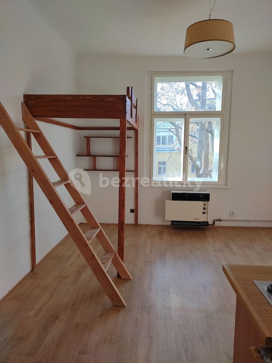 Prenájom bytu 1-izbový 23 m², Orelská, Praha, Praha Prenájom bytu 1-izbový 23 m², Orelská, Praha, Praha