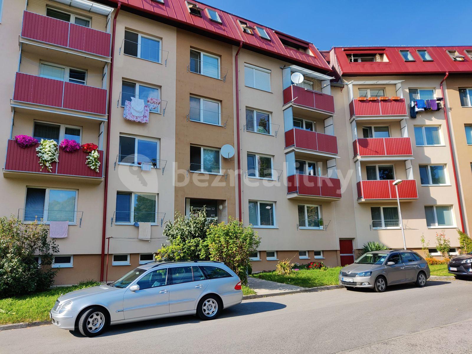 Prenájom bytu 2-izbový 69 m², Kozmonautov, Nitra, Nitriansky kraj