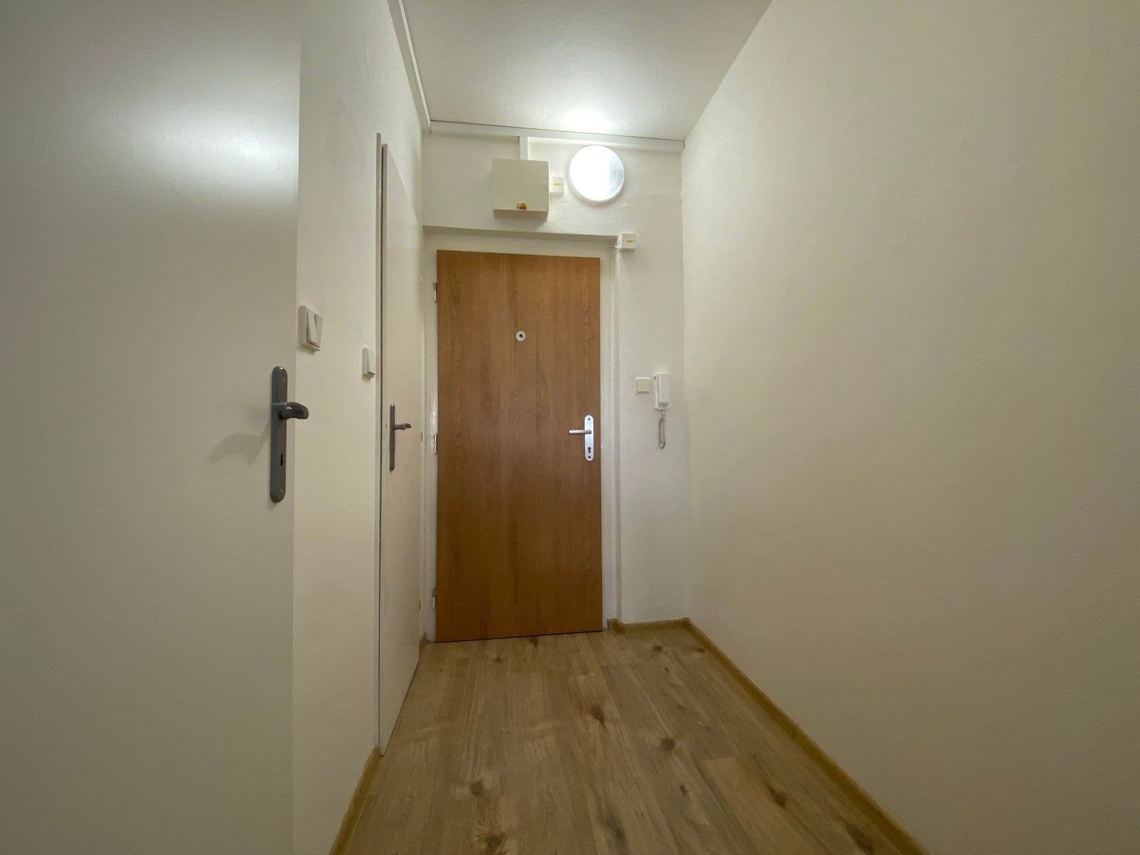 Prenájom bytu 1-izbový 28 m², Okružní, Orlová, Moravskoslezský kraj Prenájom bytu 1-izbový 28 m², Okružní, Orlová, Moravskoslezský kraj