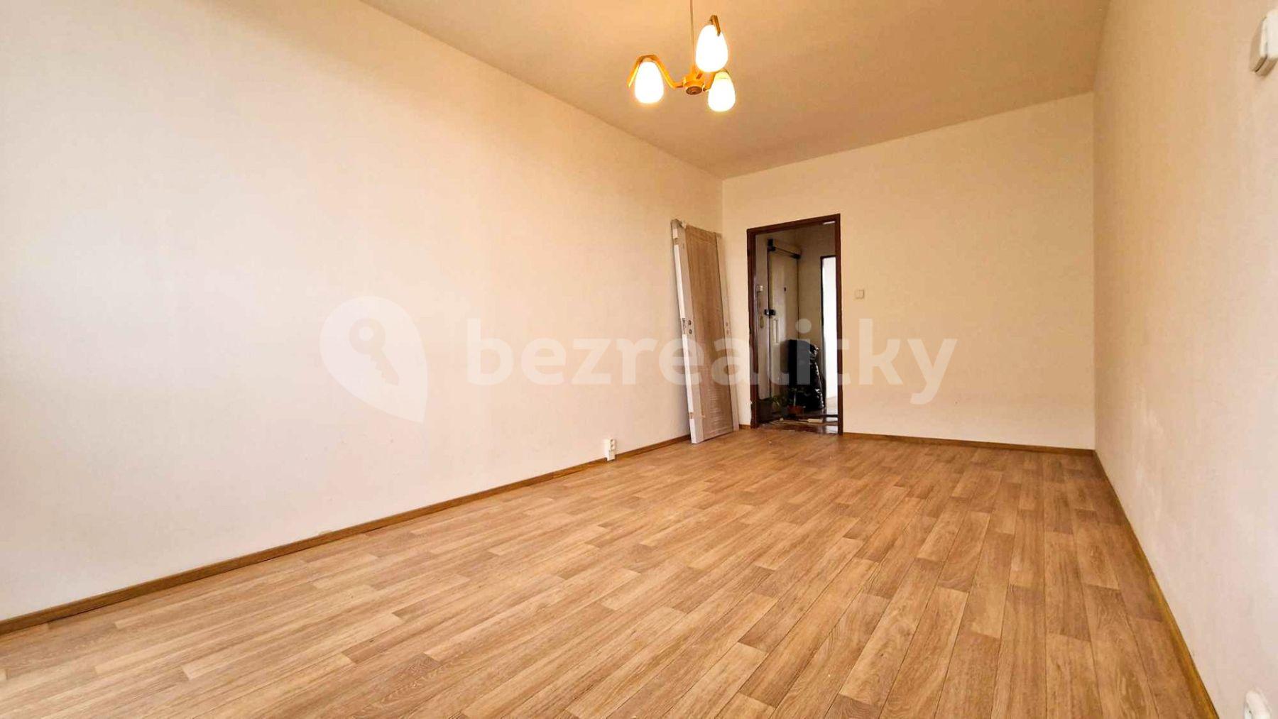 Prenájom bytu 3-izbový 74 m², Jílovská, Praha, Praha