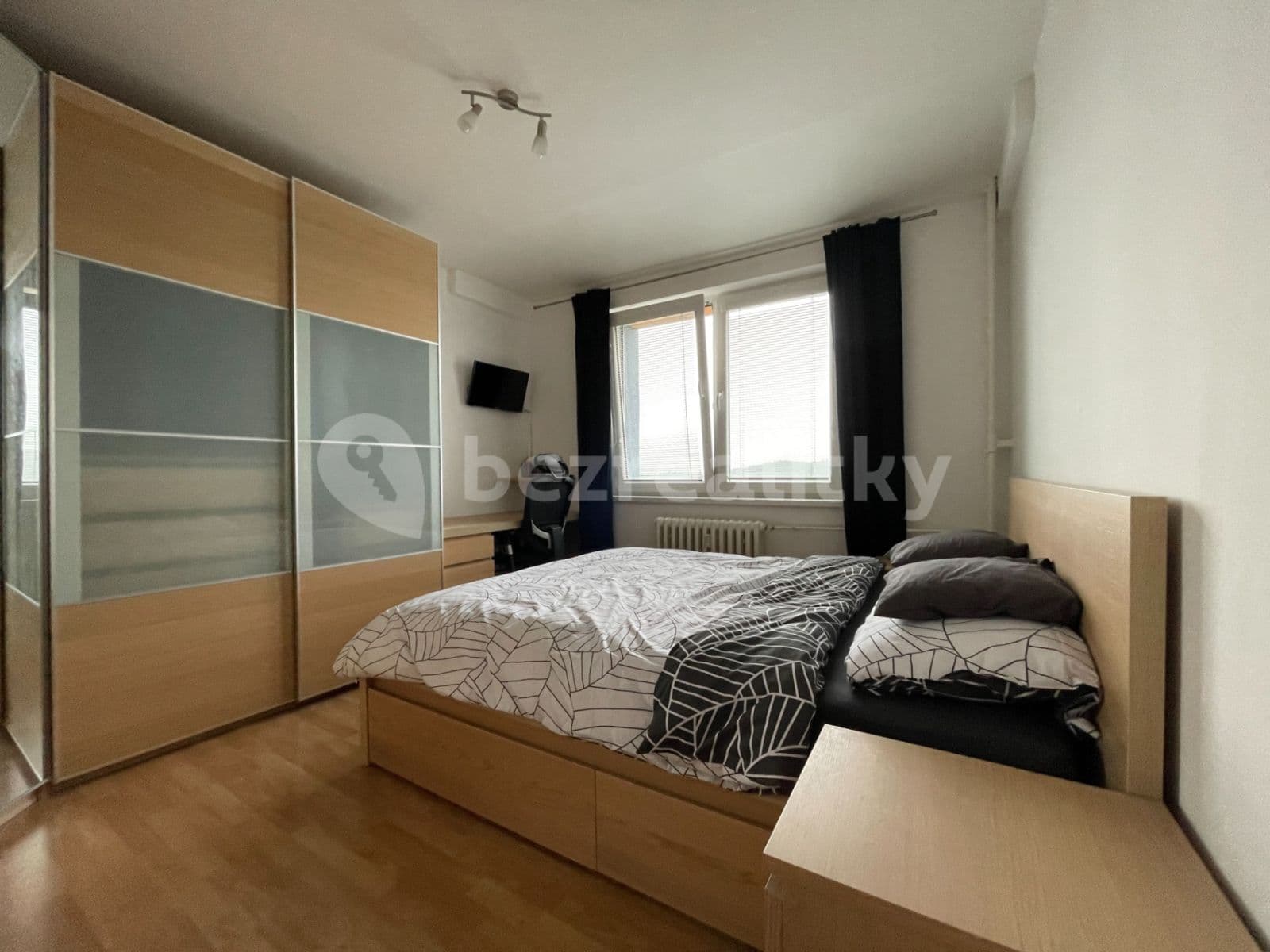 Prenájom bytu 2-izbový 40 m², Štúrova, Praha, Praha Prenájom bytu 2-izbový 40 m², Štúrova, Praha, Praha