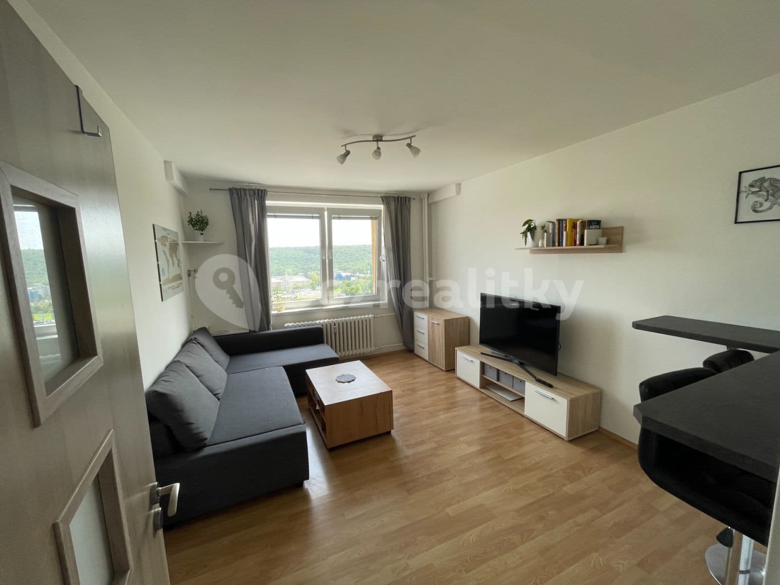 Prenájom bytu 2-izbový 40 m², Štúrova, Praha, Praha Prenájom bytu 2-izbový 40 m², Štúrova, Praha, Praha