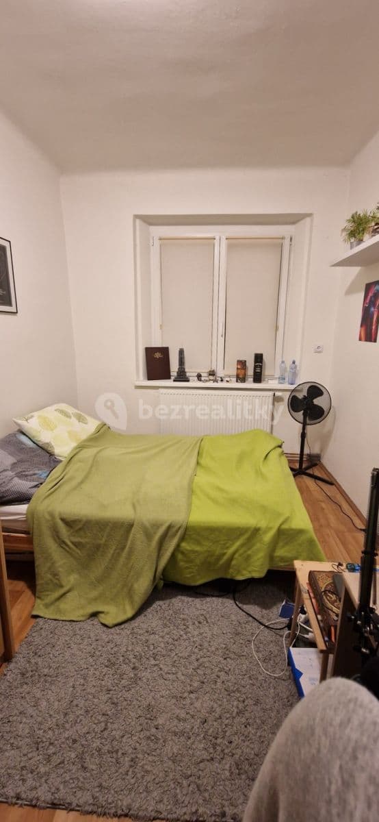 Prenájom bytu 1-izbový 41 m², Biskupcova, Praha, Praha Prenájom bytu 1-izbový 41 m², Biskupcova, Praha, Praha