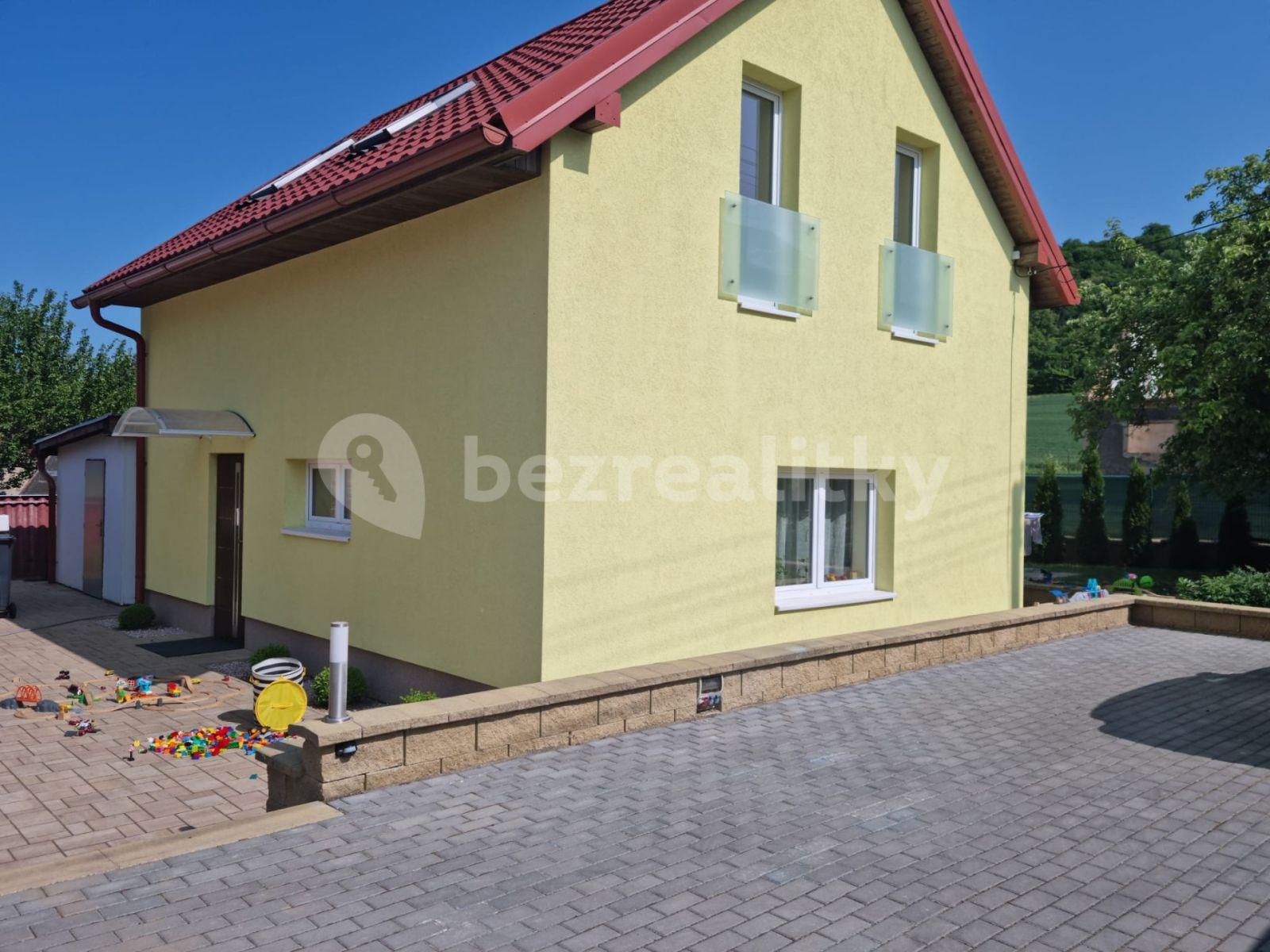 Predaj domu 253 m², pozemek 832 m², Mramorová, Tetín, Středočeský kraj