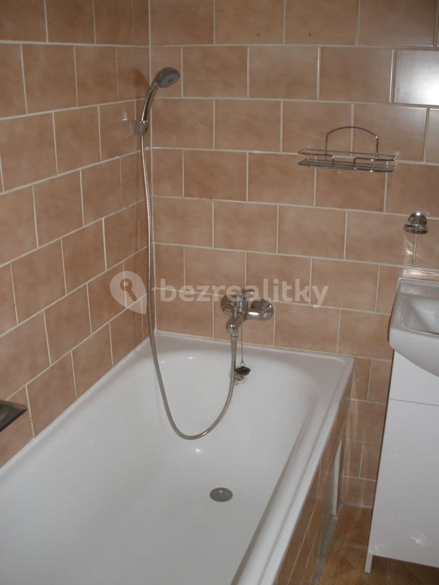 Prenájom bytu 2-izbový 52 m², Vodárenská, Kladno, Středočeský kraj Prenájom bytu 2-izbový 52 m², Vodárenská, Kladno, Středočeský kraj