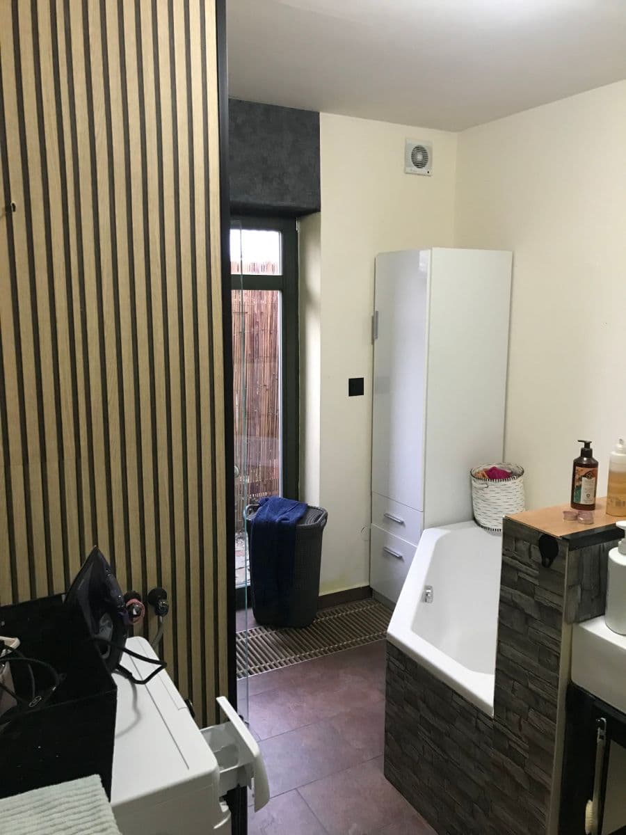 Prenájom bytu 5-izbový 150 m², Prachovská, Praha, Praha Prenájom bytu 5-izbový 150 m², Prachovská, Praha, Praha