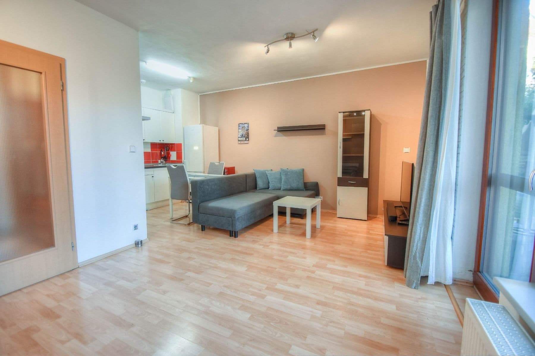Prenájom bytu 1-izbový 36 m², Starochodovská, Praha, Praha Prenájom bytu 1-izbový 36 m², Starochodovská, Praha, Praha