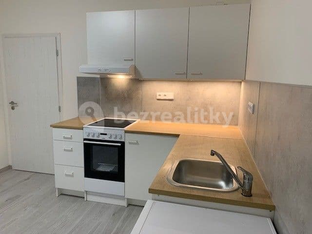 Prenájom bytu 2-izbový 47 m², Lubenská, Rakovník, Středočeský kraj Prenájom bytu 2-izbový 47 m², Lubenská, Rakovník, Středočeský kraj