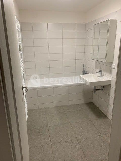 Prenájom bytu 2-izbový 47 m², Lubenská, Rakovník, Středočeský kraj Prenájom bytu 2-izbový 47 m², Lubenská, Rakovník, Středočeský kraj