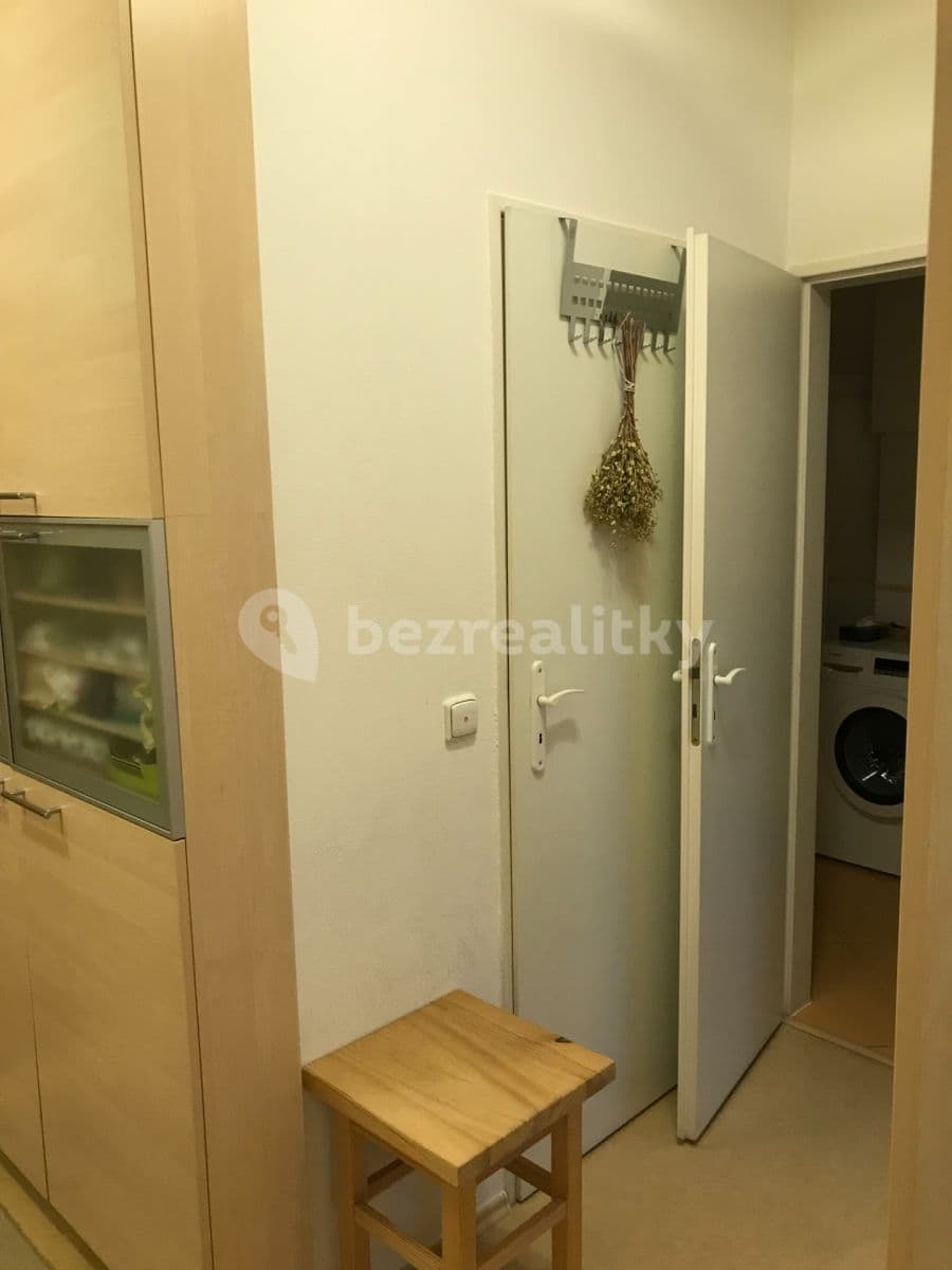 Prenájom bytu 2-izbový 46 m², Otiskova, Brno, Jihomoravský kraj Prenájom bytu 2-izbový 46 m², Otiskova, Brno, Jihomoravský kraj