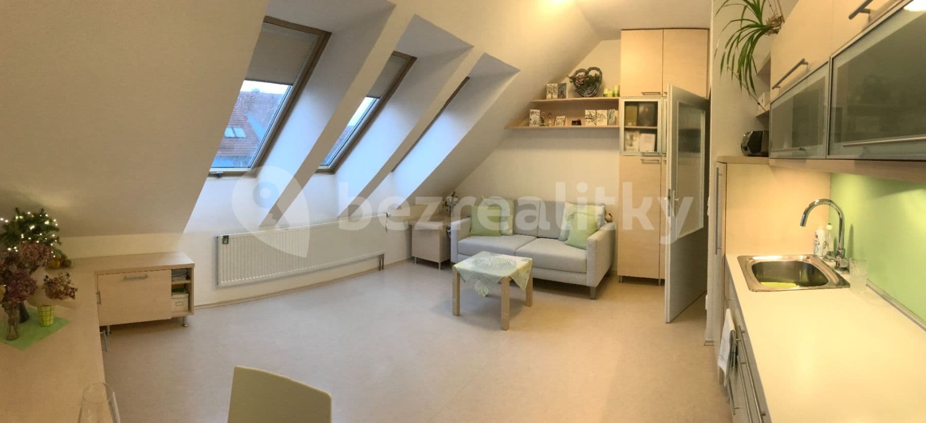 Prenájom bytu 2-izbový 46 m², Otiskova, Brno, Jihomoravský kraj Prenájom bytu 2-izbový 46 m², Otiskova, Brno, Jihomoravský kraj