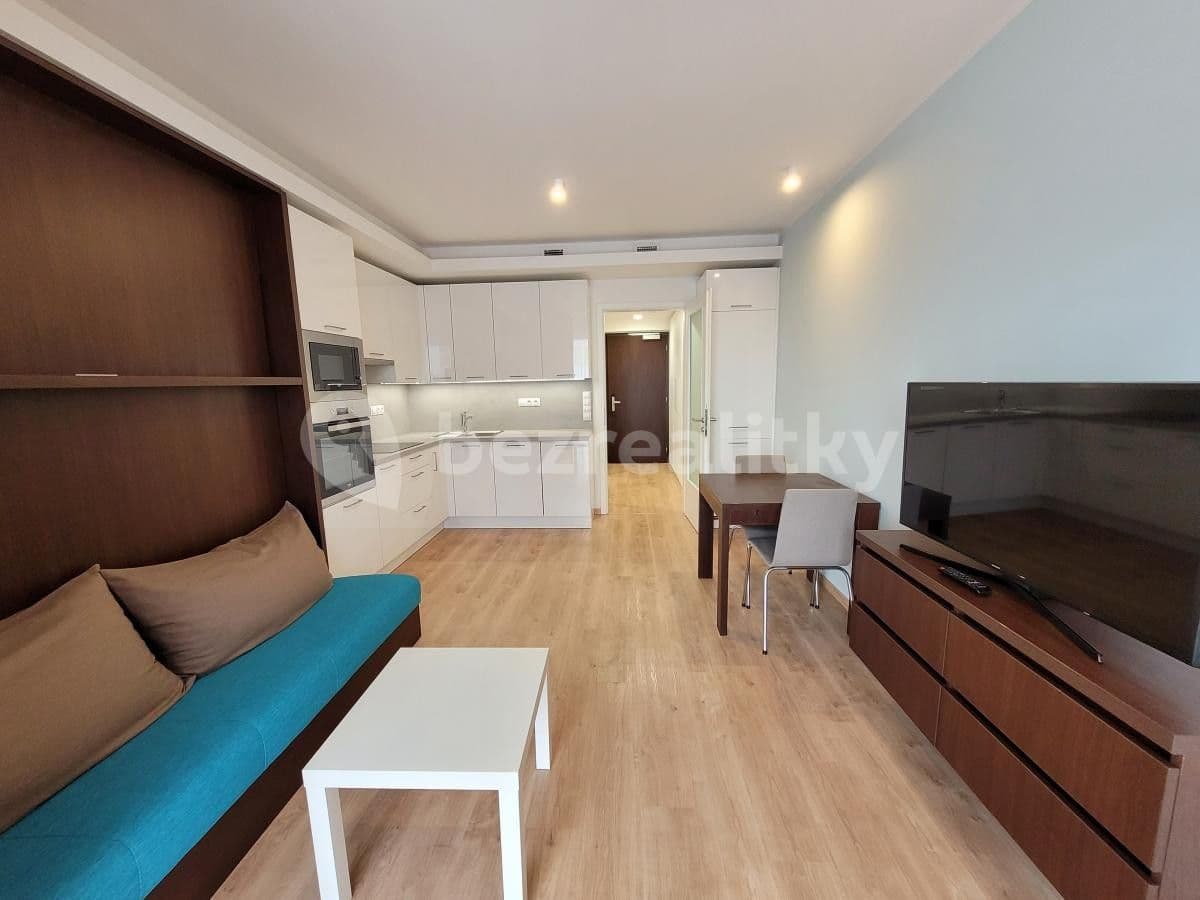 Prenájom bytu 1-izbový 32 m², Mukařovského, Praha, Praha Prenájom bytu 1-izbový 32 m², Mukařovského, Praha, Praha