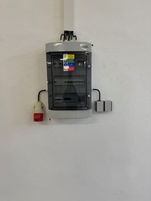 Prenájom nebytového priestoru 158 m², Hlinská, České Budějovice, Jihočeský kraj Prenájom nebytového priestoru 158 m², Hlinská, České Budějovice, Jihočeský kraj