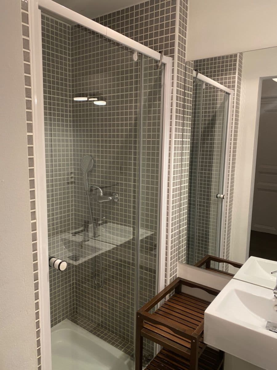 Prenájom bytu 3-izbový 70 m², Korunní, Praha, Praha Prenájom bytu 3-izbový 70 m², Korunní, Praha, Praha