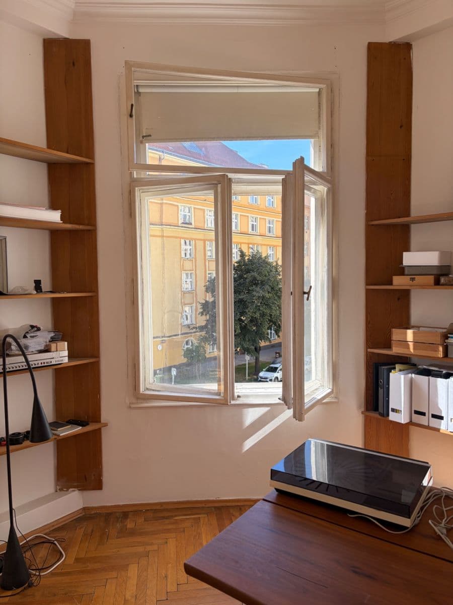 Prenájom bytu 2-izbový 70 m², Kodaňská, Praha, Praha Prenájom bytu 2-izbový 70 m², Kodaňská, Praha, Praha