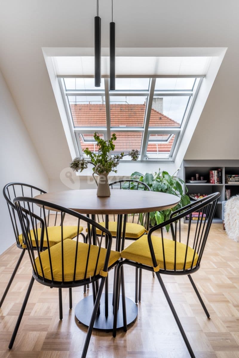 Prenájom bytu 2-izbový 67 m², Na Spojce, Praha, Praha Prenájom bytu 2-izbový 67 m², Na Spojce, Praha, Praha