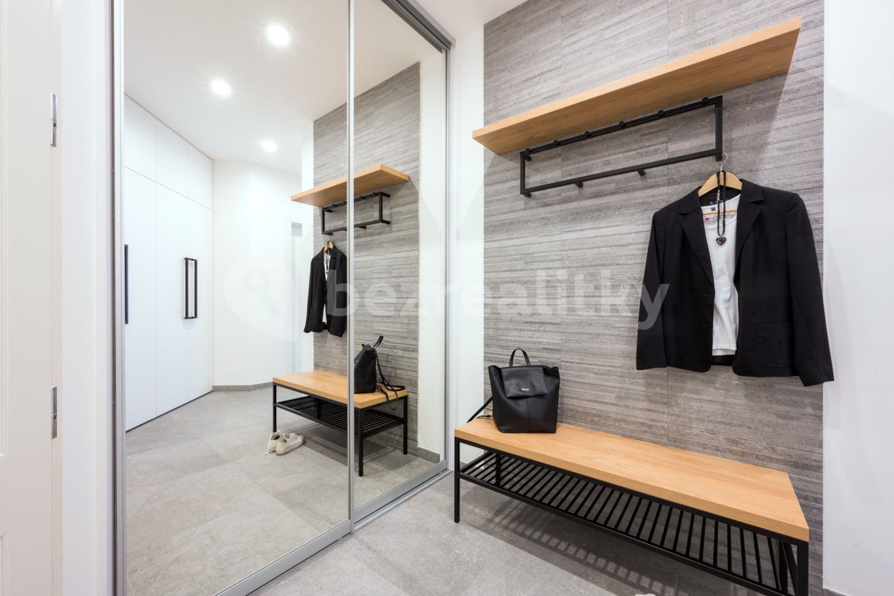 Prenájom bytu 2-izbový 67 m², Na Spojce, Praha, Praha Prenájom bytu 2-izbový 67 m², Na Spojce, Praha, Praha