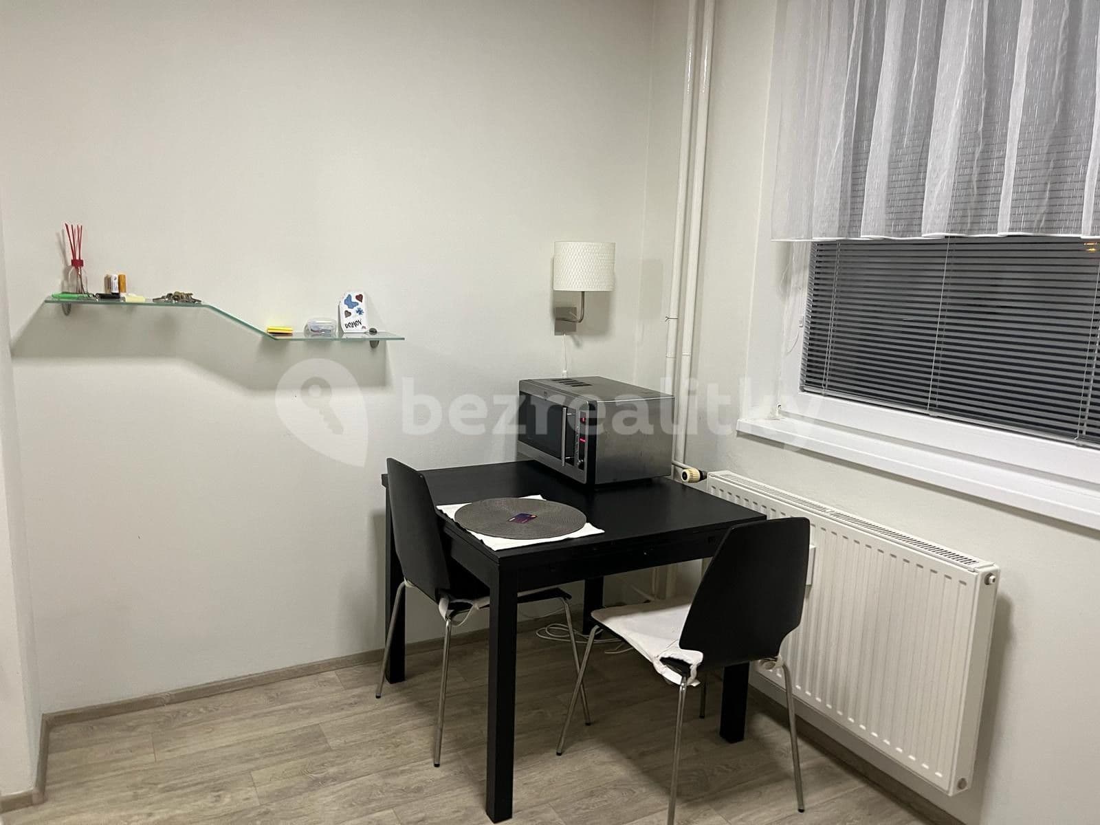 Prenájom bytu 1-izbový 35 m², Pavlovská, Brno, Jihomoravský kraj Prenájom bytu 1-izbový 35 m², Pavlovská, Brno, Jihomoravský kraj