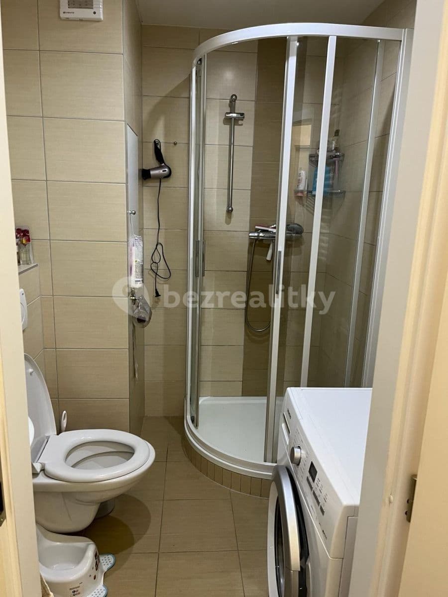 Prenájom bytu 1-izbový 35 m², Pavlovská, Brno, Jihomoravský kraj Prenájom bytu 1-izbový 35 m², Pavlovská, Brno, Jihomoravský kraj