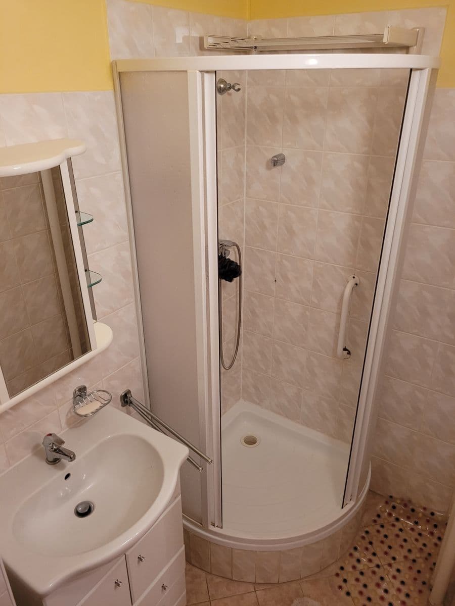 Prenájom bytu 2-izbový 50 m², Zelenečská, Praha, Praha Prenájom bytu 2-izbový 50 m², Zelenečská, Praha, Praha