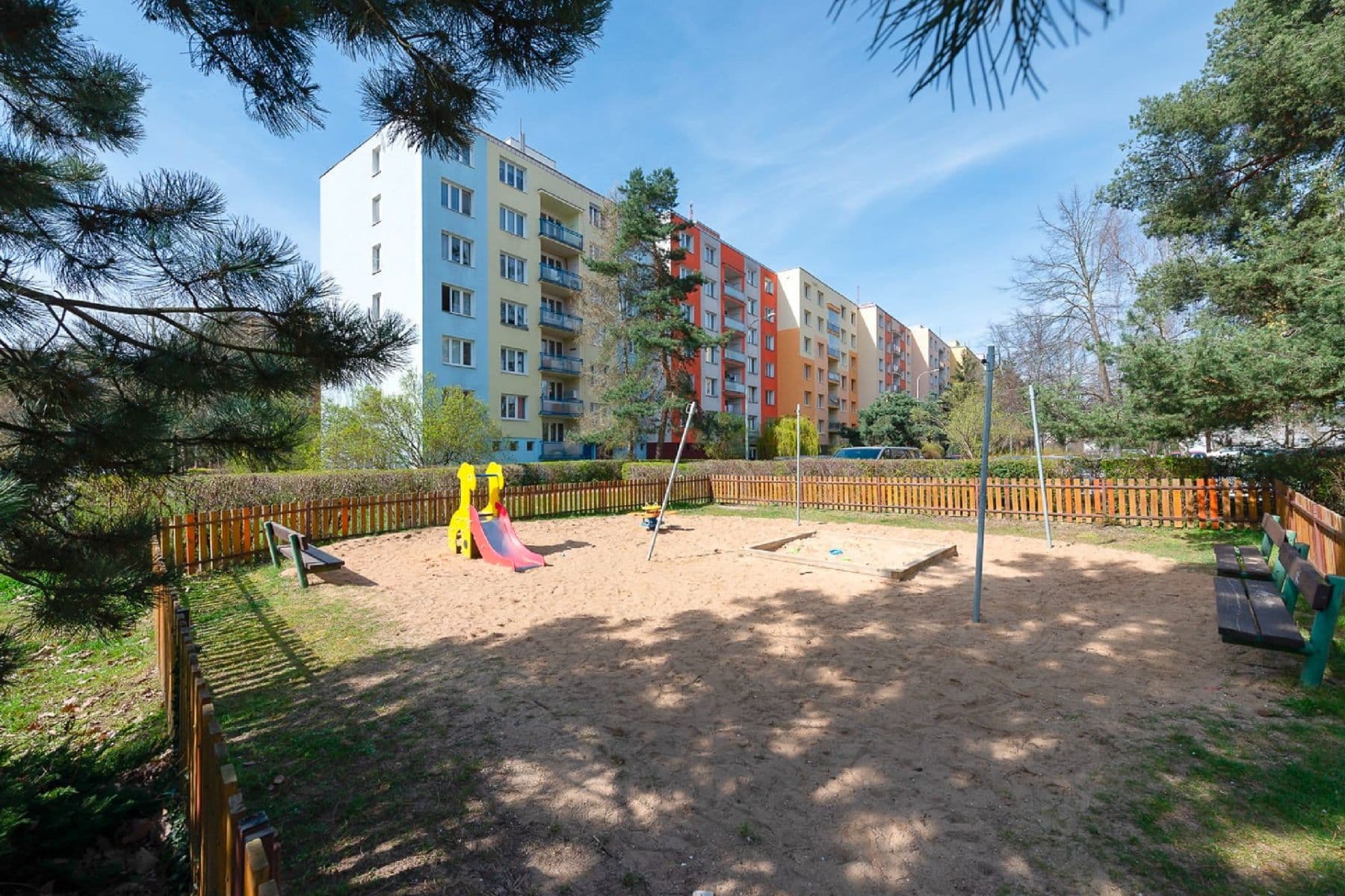 Prenájom bytu 3-izbový 83 m², Zárubova, Praha, Praha Prenájom bytu 3-izbový 83 m², Zárubova, Praha, Praha