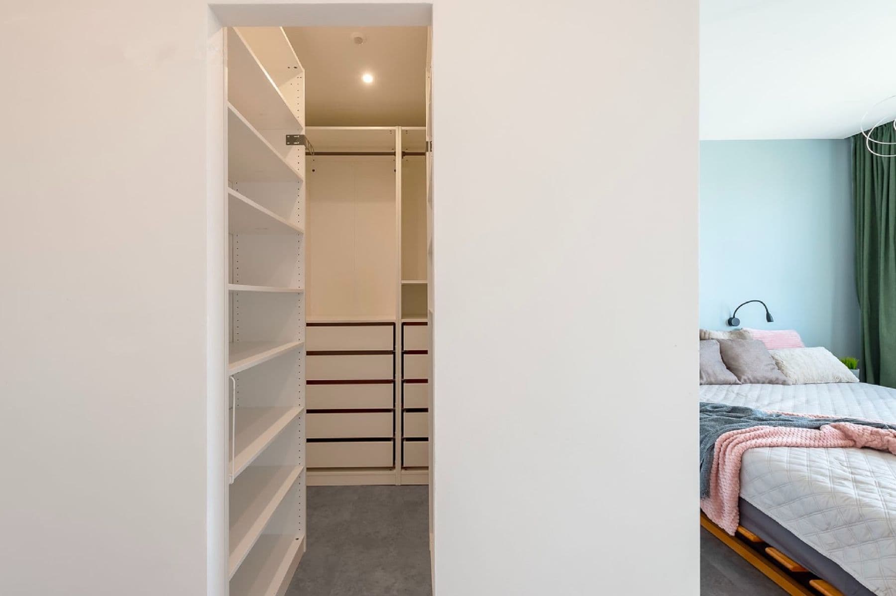 Prenájom bytu 3-izbový 83 m², Zárubova, Praha, Praha Prenájom bytu 3-izbový 83 m², Zárubova, Praha, Praha