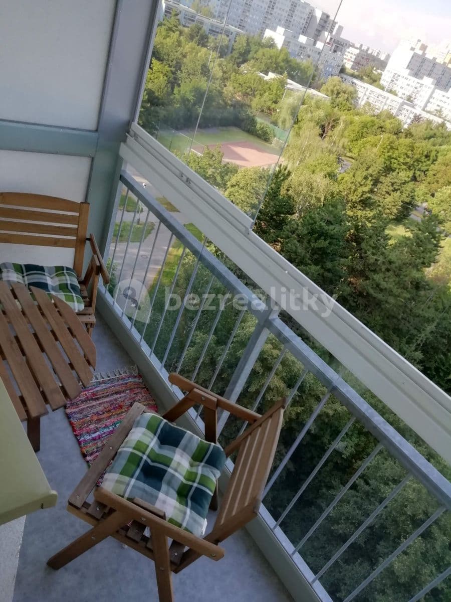 Prenájom bytu 3-izbový 66 m², Jažlovická, Praha, Praha Prenájom bytu 3-izbový 66 m², Jažlovická, Praha, Praha